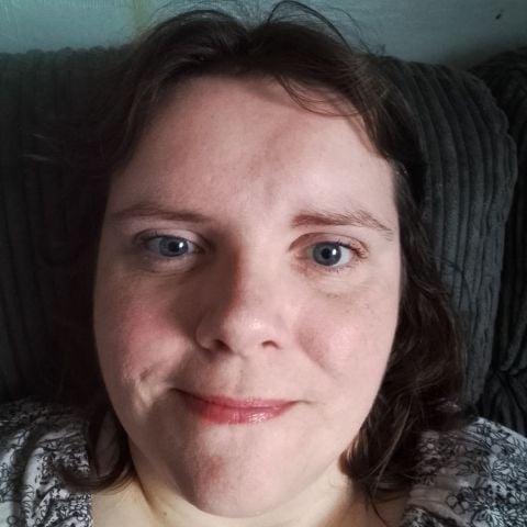 Christine1981mylo is Single in Hereford, England, 1