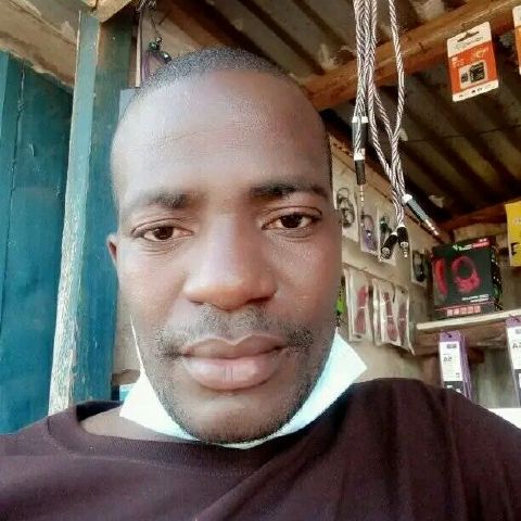 iansimu is Single in Luanshya, Copperbelt