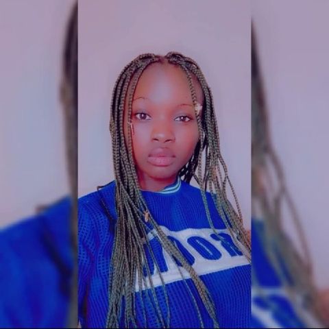 Anayah01