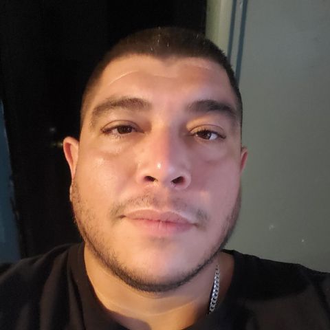 Chuy83 is Single in Los Angeles, California