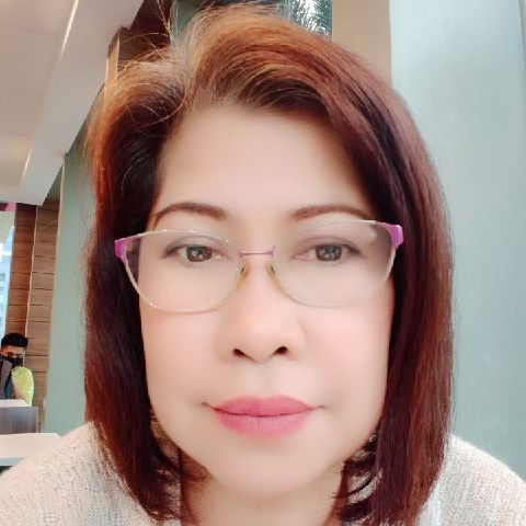 YvonneB96