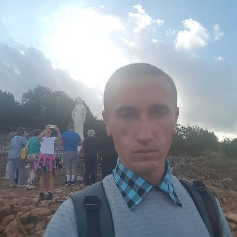 Petro_Knyzhnyk is Single in Bobulyntsi, Ternopil's'ka Oblast', 3