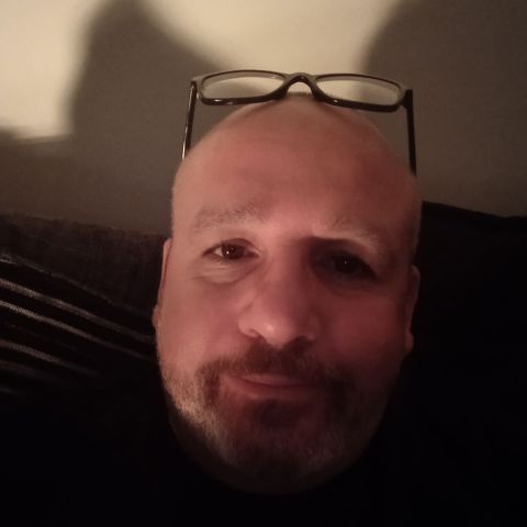 Robb74 is Single in Huntly, Scotland, 1