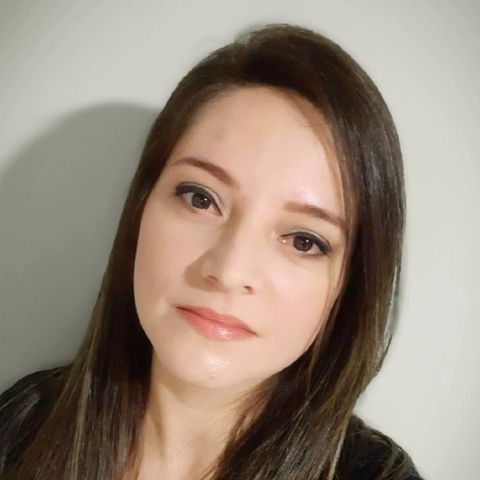 PaulaFernanda38