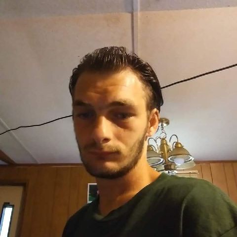 BrianSpiller24 is Single in Gainesboro, Tennessee, 1