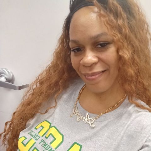 Missblessed85 is Single in Danville, Illinois