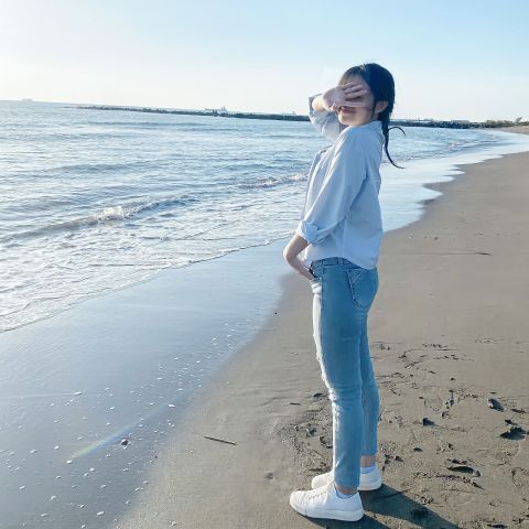 Annbsntya