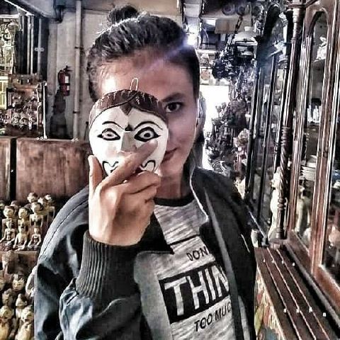 Uly89