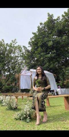 Monalia is Single in Solo, Jawa Tengah (Djawa Tengah), 1