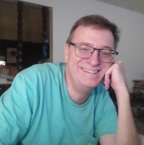 Tomjoe is Single in TOPEKA, Kansas, 7