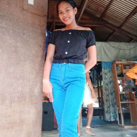 Nazreen10 is Single in Lapinig, Northern Samar