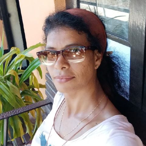 Tushari is Single in Colombo, Western