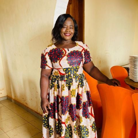 Nell11 is Single in Douala, Littoral, 1