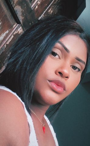 Laiane013_L