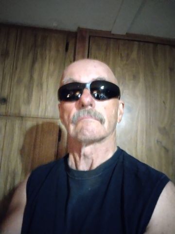 MarcinND is Single in DEVILS LAKE, North Dakota, 4