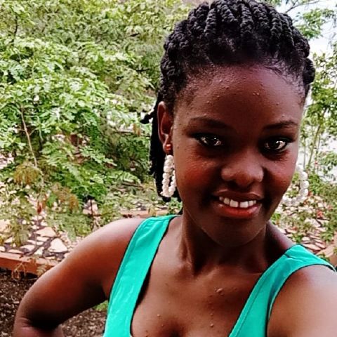 Florah25 is Single in Central Uganda, Kabarole, 2