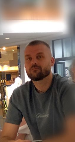 andrzej637484 is Single in Melbourne, Victoria