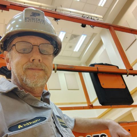 Snapp74 is Single in Lafayette, Indiana, 2