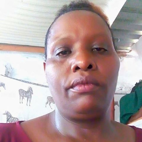 Damaris40