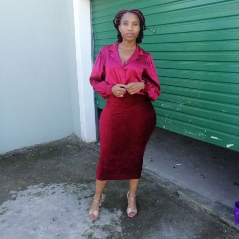 ThembiSikhova