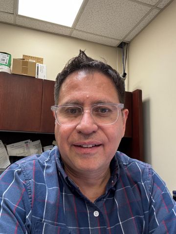 prod1 is Single in toronto, Ontario, 2