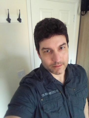 JonathanTT is Single in Dunfermline, Scotland, 3
