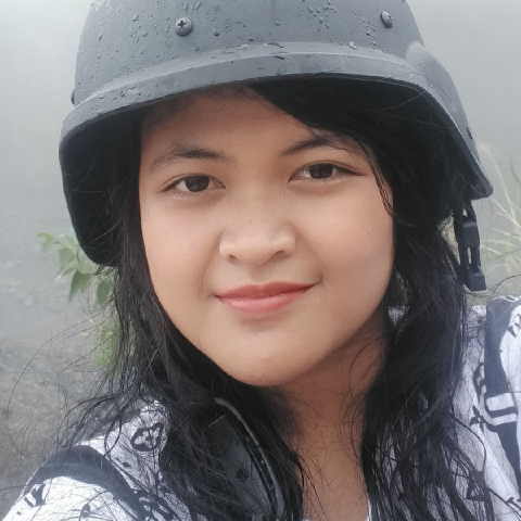 Alussya is Single in Solo, Jawa Tengah (Djawa Tengah)