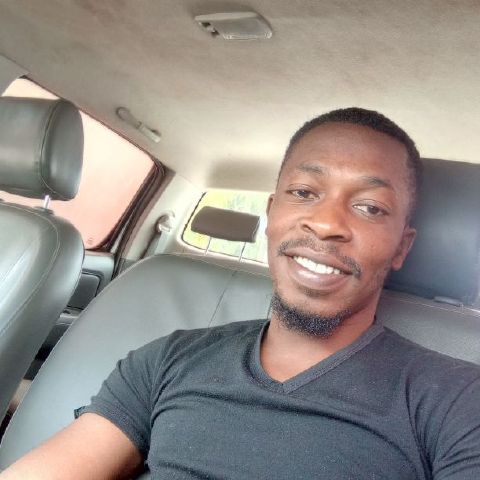 Oluwaseunsmile is Single in Latrikunda Sabiji, Banjul, 6