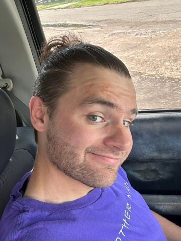 ForrestLong is Single in Bartlesville, Oklahoma, 6