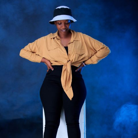 Renee438