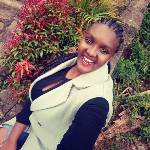 Yvonne66