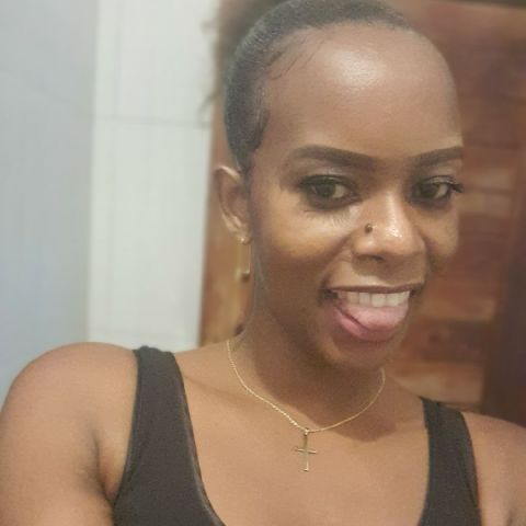 Esther883