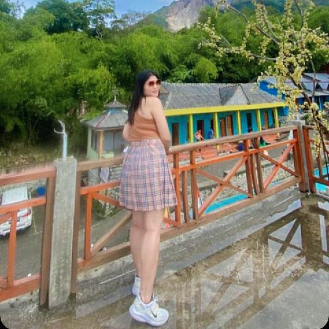 Yani28