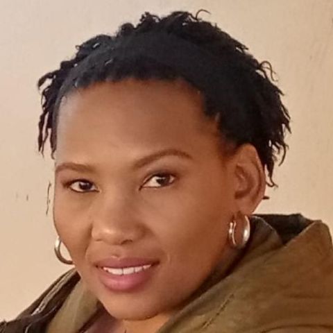 Ellie82b is Single in Kathu, Northern Cape