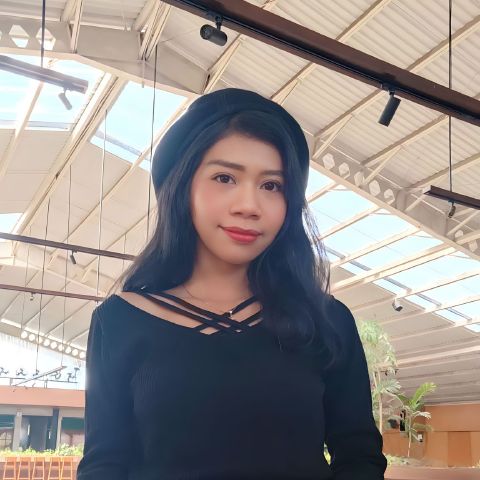 verinayhr is Single in Solo, Jawa Tengah (Djawa Tengah)