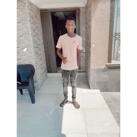 Ndamuelo210