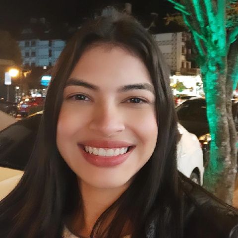 Janielly96