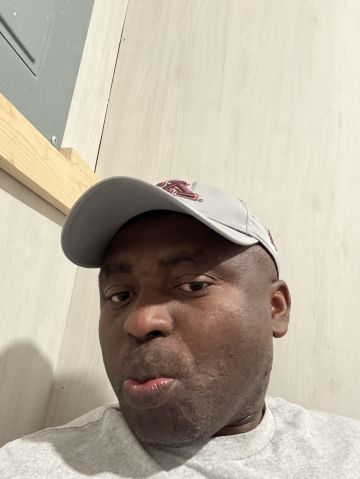 United22 is Single in Saint Paul, Minnesota, 3
