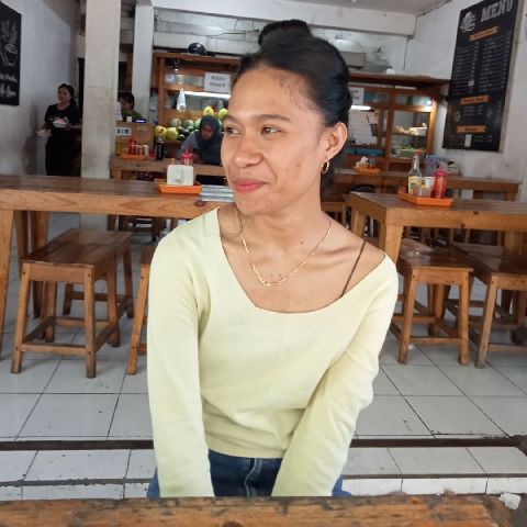 mikaella_bedha is Single in Bajawa22, Nusa Tenggara Timur, 4