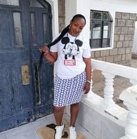 Hellennyambura