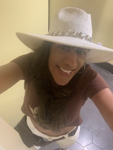 Una28 is Single in NEW ORLEANS, Louisiana, 8