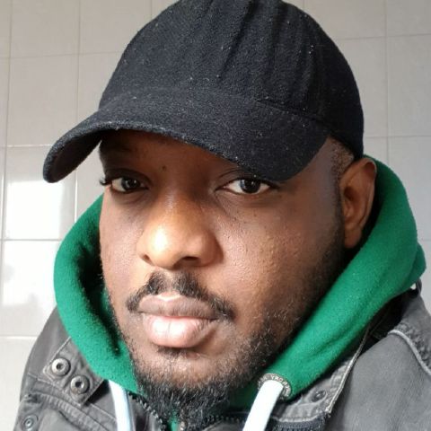 IbeIan is Single in Brentwood, England, 5