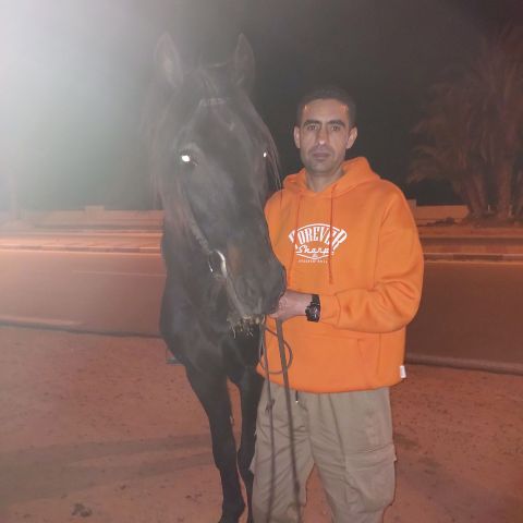 akram42 is Single in Ariana, Tunis, 4