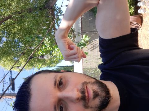 todd86 is Single in Burbank, California, 2