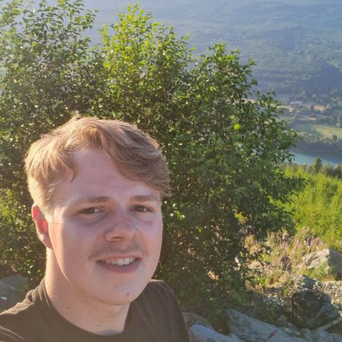Samuel_Bitto is Single in SEDRO WOOLLEY, Washington, 3