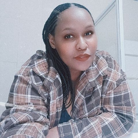 Esther7600