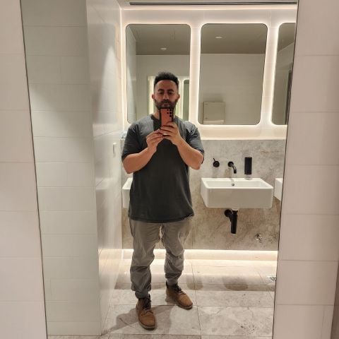 Anfony is Single in Moonee Ponds, Victoria, 3