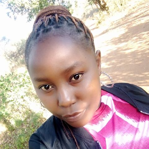 Ellaray2419