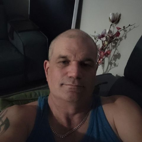 Brian7449 is Single in Cardiff, New South Wales, 1