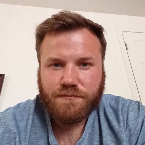 Lortscher48 is Single in BEND, Oregon, 4